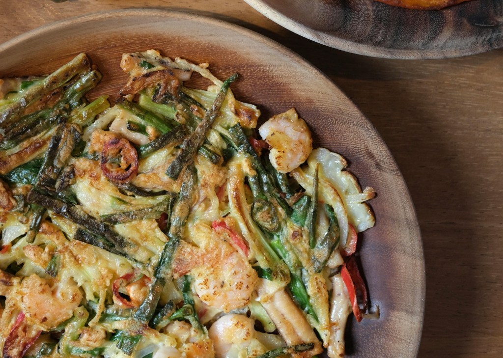 Frittelle di cavolo cappuccio e ceci: sono più gustose della carne! Provale! Sono super&nbsp;croccanti