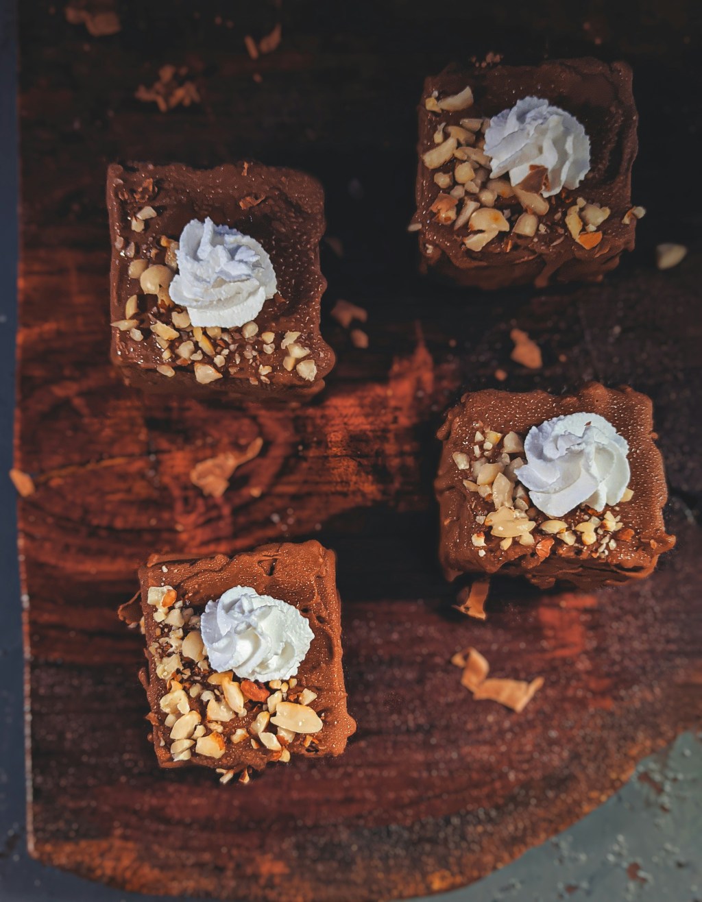 Torta light al cioccolato: non usare latte e nemmeno uova! Ti bastano pochi minuti. È buonissima e&nbsp;irresistibile