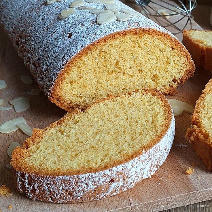 Torta di mandorle e mele: non usare le uova! Ecco un dolce soffice e delicato. Ti bastano una manciata di&nbsp;minuti