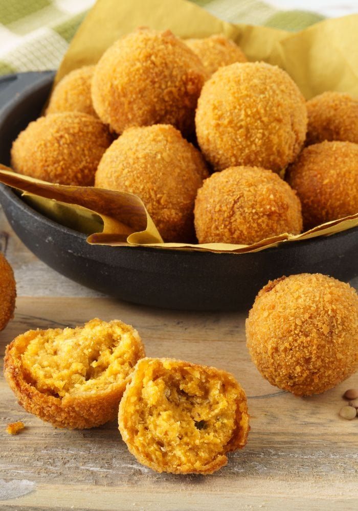 Crocchette di lenticchie: sono più buone della carne! Sono ricche di proteine e facili da fare. Piacciono anche ai&nbsp;bambini