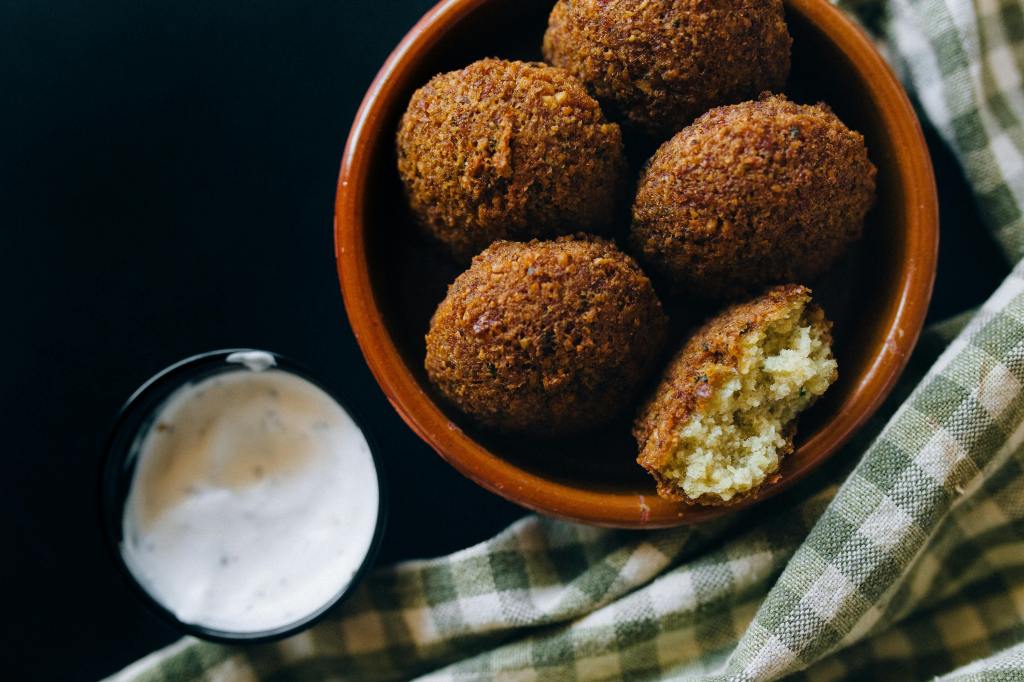 Falafel di ceci: speziate e saporite le mangi quando vuoi. Sono buonissime! Una tira l’altra! Le amano anche i più&nbsp;piccoli