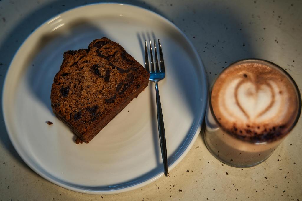 Torta light al cioccolato: è soffice e golosa! Scopri la ricetta perfetta da fare a casa! Ti serve solo qualche&nbsp;minuto