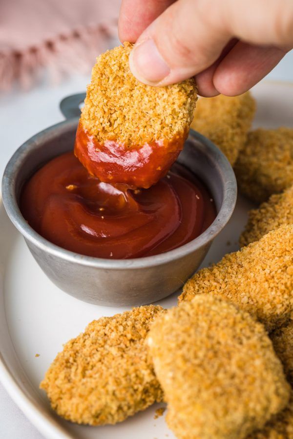 Nuggets di ceci: sono più buoni della carne! Ecco la ricetta light da fare in pochi minuti! Sono&nbsp;irresistibili