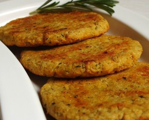 Burger di ceci: la ricetta facile facile più buona della carne! Scopri come fare l’impasto. È&nbsp;facilissimo!