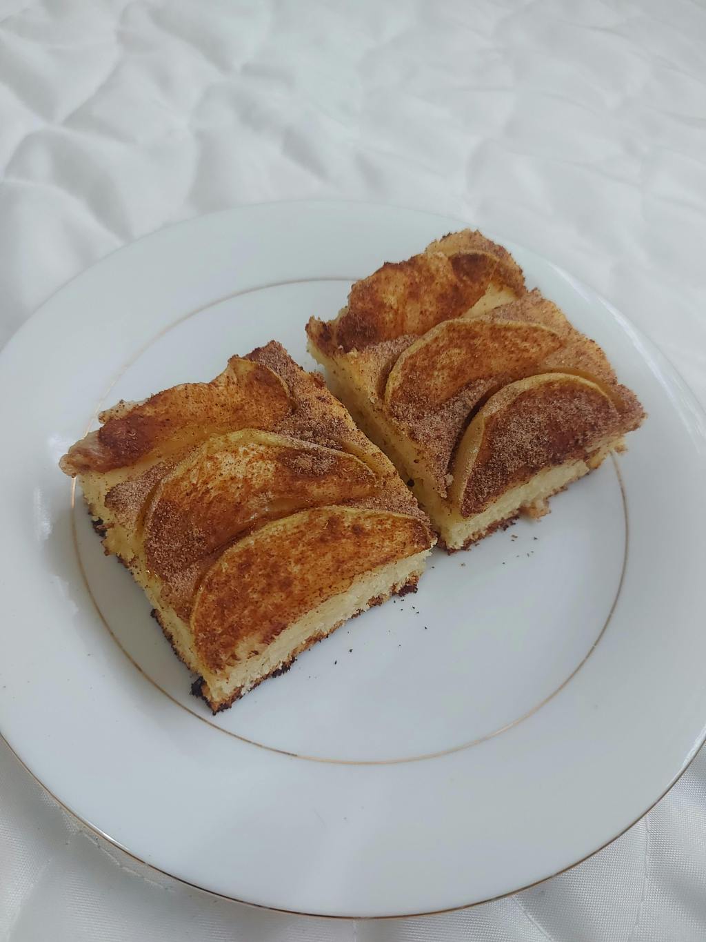 Torta di mele morbidissima: senza uova e senza burro! La ricetta light da fare in pochi&nbsp;minuti!