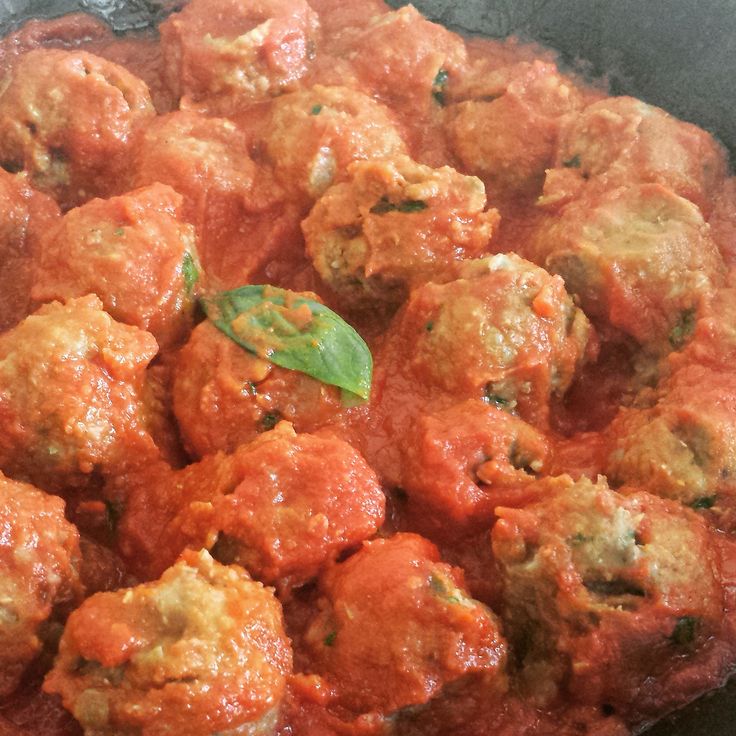 Polpette di lenticchie al sugo: la ricetta facile e veloce che piace a tutta la famiglia. Sono più buone della&nbsp;carne!