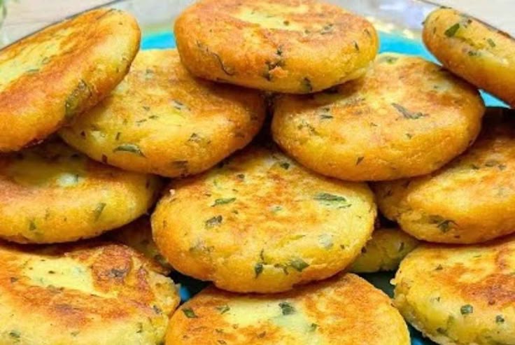 Cotolette di patate: sono più buone della carne! Ecco la ricetta senza uova facile e&nbsp;veloce