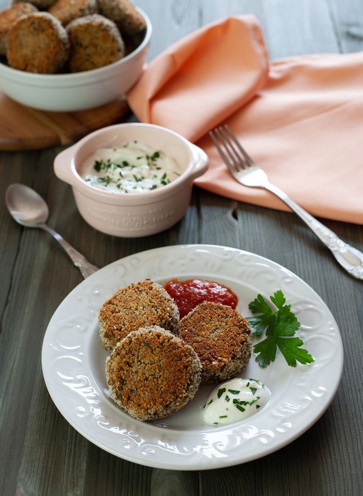 Polpette di ceci: insieme alle zucchine sono più buone della carne! Provale subito. Sono&nbsp;irresistibili