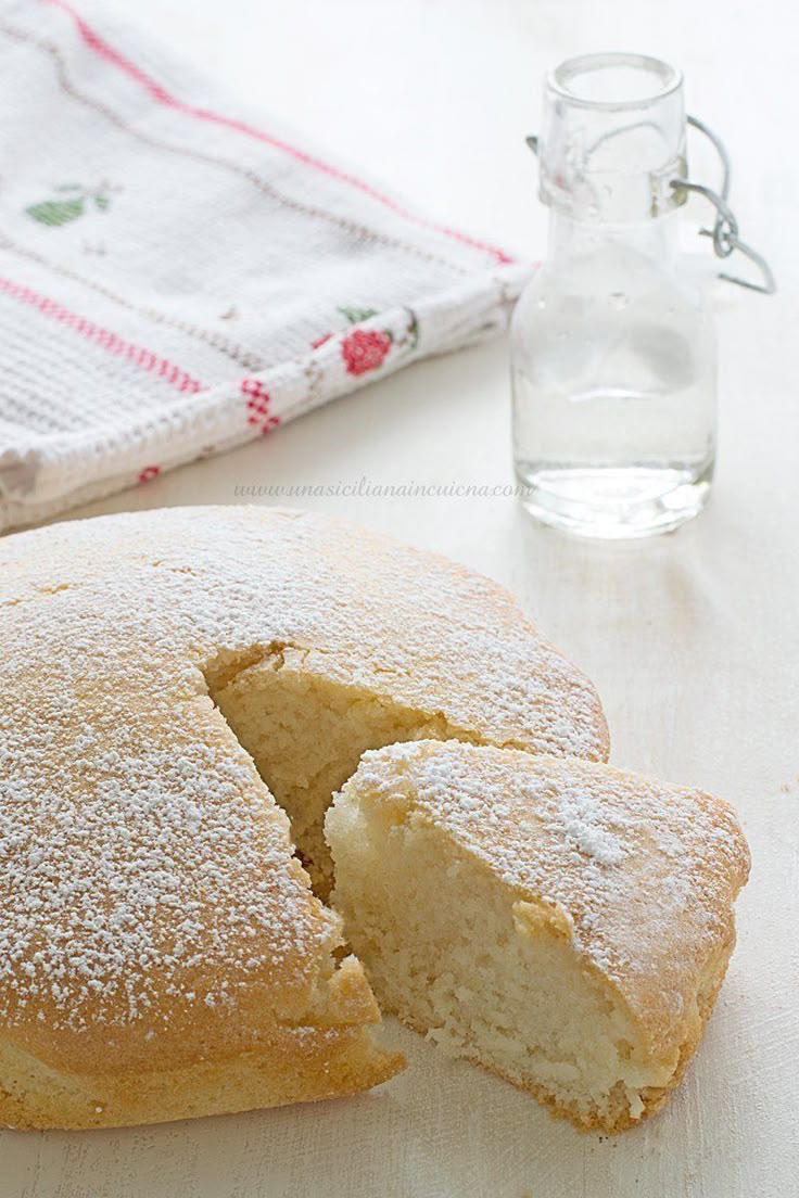 Torta all’acqua: niente uova, burro e latte in questa ricetta! Ti bastano solo 5 minuti ed è&nbsp;pronta