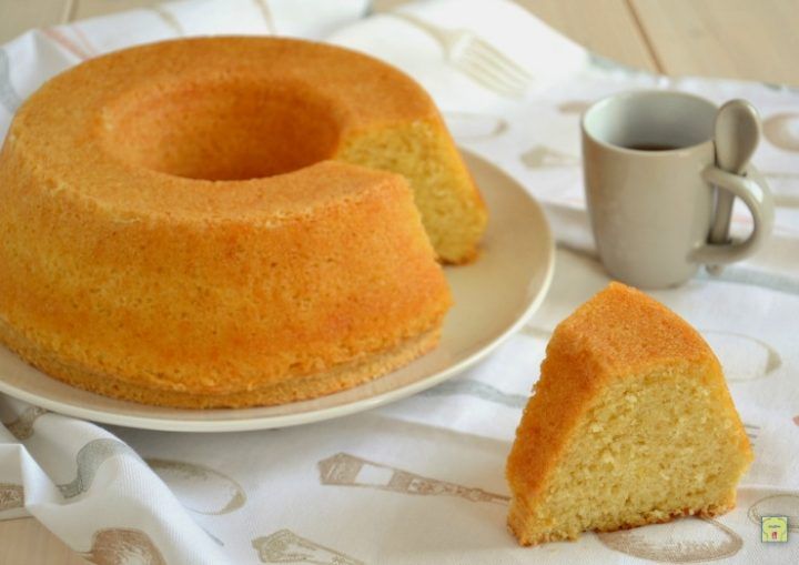Ciambellone senza uova e senza burro: la ricetta light per un dolce soffice e delicato! Preparalo&nbsp;subito