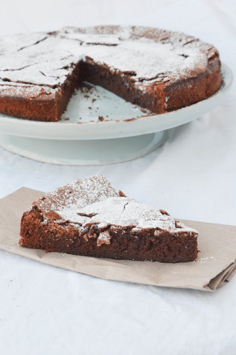 Torta Tenerina: non userai più uova e burro! Scopri la versione light della classica ricetta. Ti leccherai i&nbsp;baffi