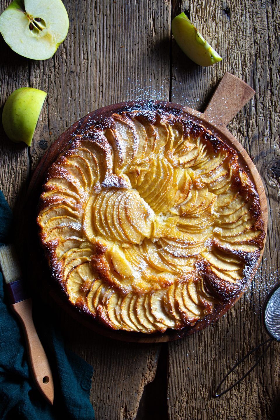 Torta di mele: ecco l’alternativa light senza uova e senza burro! Provala subito, è soffice come una&nbsp;nuvola