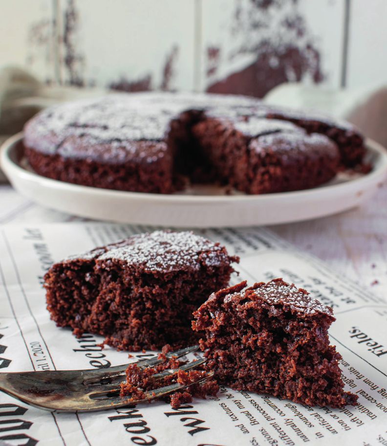 Torta tenerina al cioccolato fondente: ecco la ricetta light senza uova, burro né latte! Provala&nbsp;subito
