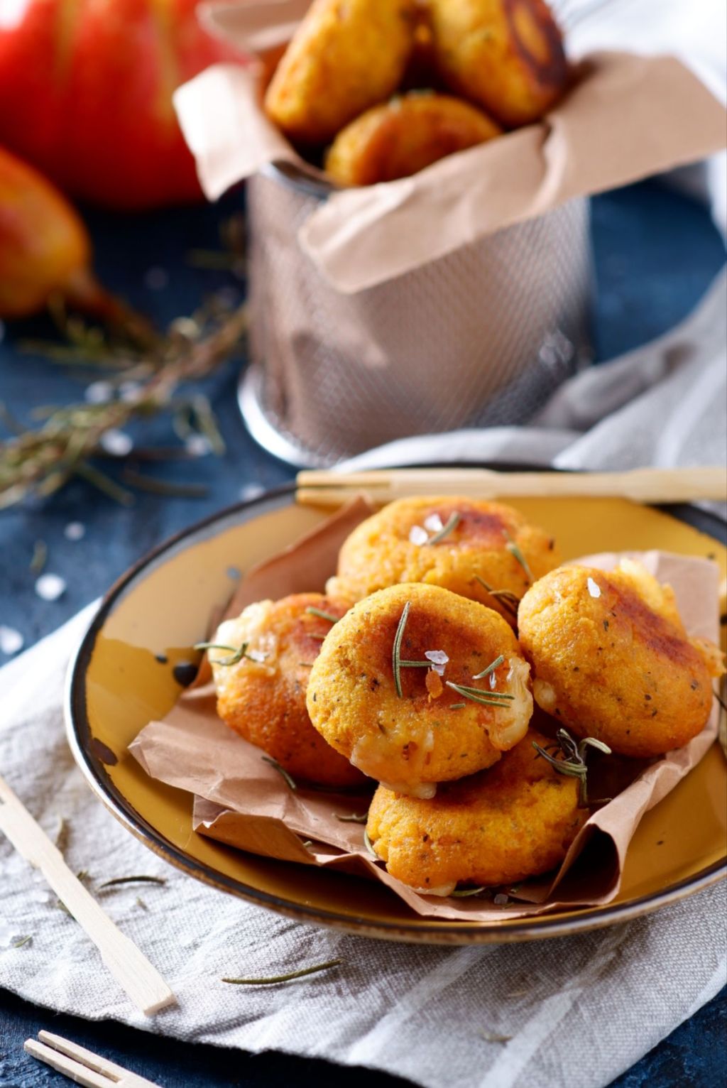 Polpette di zucca e ceci: ecco la ricetta autunnale e senza carne che piacerà a tutta la famiglia! Ti bastano 5&nbsp;minuti