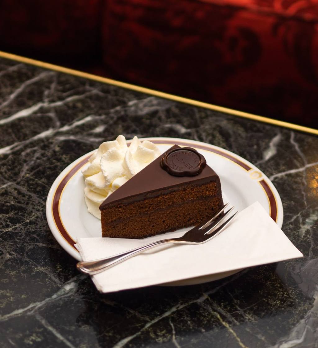 Torta Sacher: ecco la versione light senza uova e senza burro! Scopri cosa&nbsp;fare