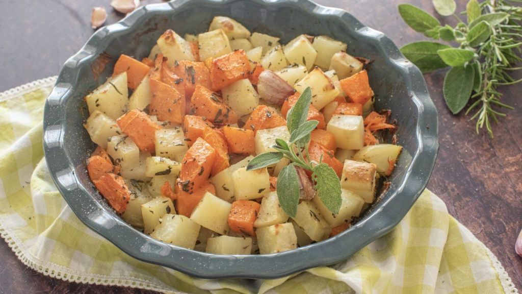 Verdure al forno: ecco la ricetta che accontenta grandi e piccini! Avranno tutti l’acquolina in&nbsp;bocca