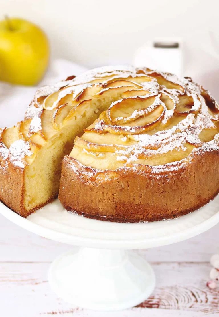 Morbidosa di mele: la torta senza uova e senza burro da fare i 5 minuti! Scopri la facile&nbsp;ricetta