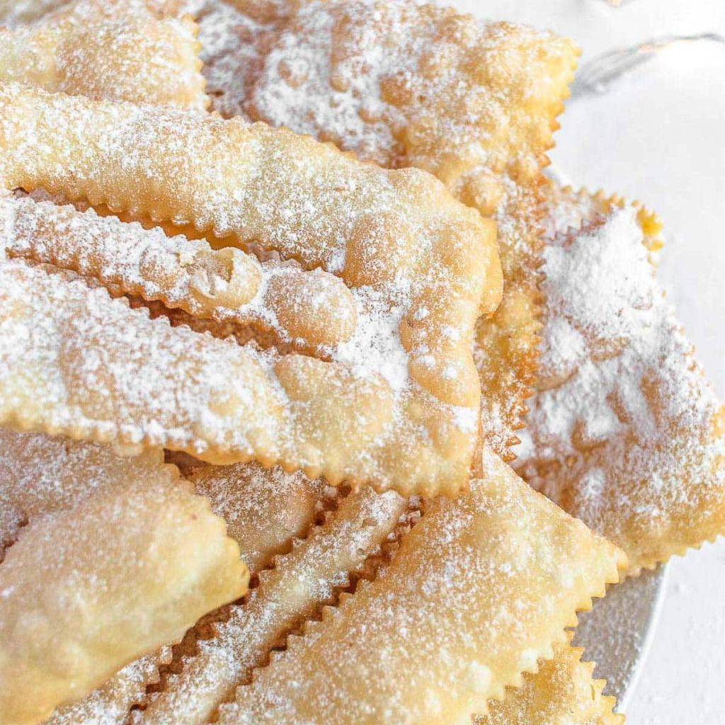 Frappe: scopri l’alternativa Vegana del dolce di Carnevale! Devi solo cuocerle in Forno e saranno&nbsp;irresistibili