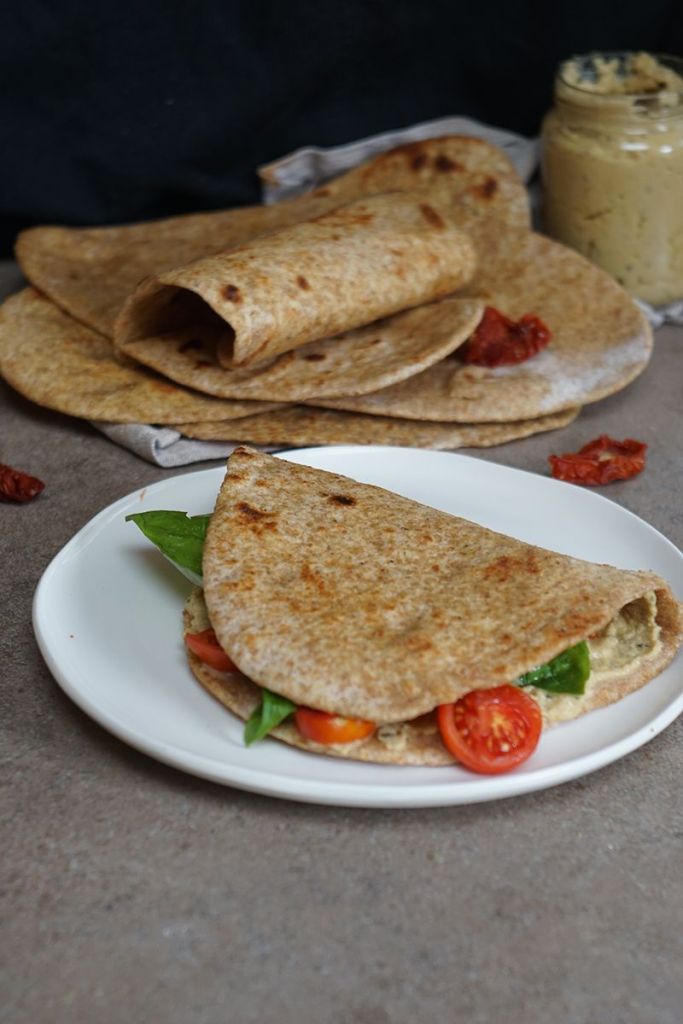 Piadina con Avena e Semi di Chia: prova la ricetta facile e veloce da fare nella tua cucina! Sarà 100%&nbsp;Vegetale