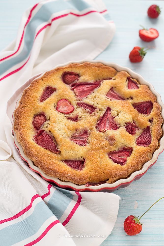 Torta alle Fragole: usa questi 3 ingredienti! Semplice e genuina piacerà anche ai bambini! Non userai neanche le&nbsp;uova