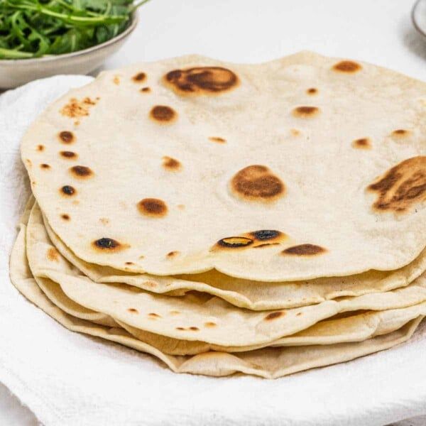 Piadine Fatte in Casa: devi usare solo 2 ingredienti! Saranno veloci, morbide leggere e irresistibili! Le prepari in 5 minuti