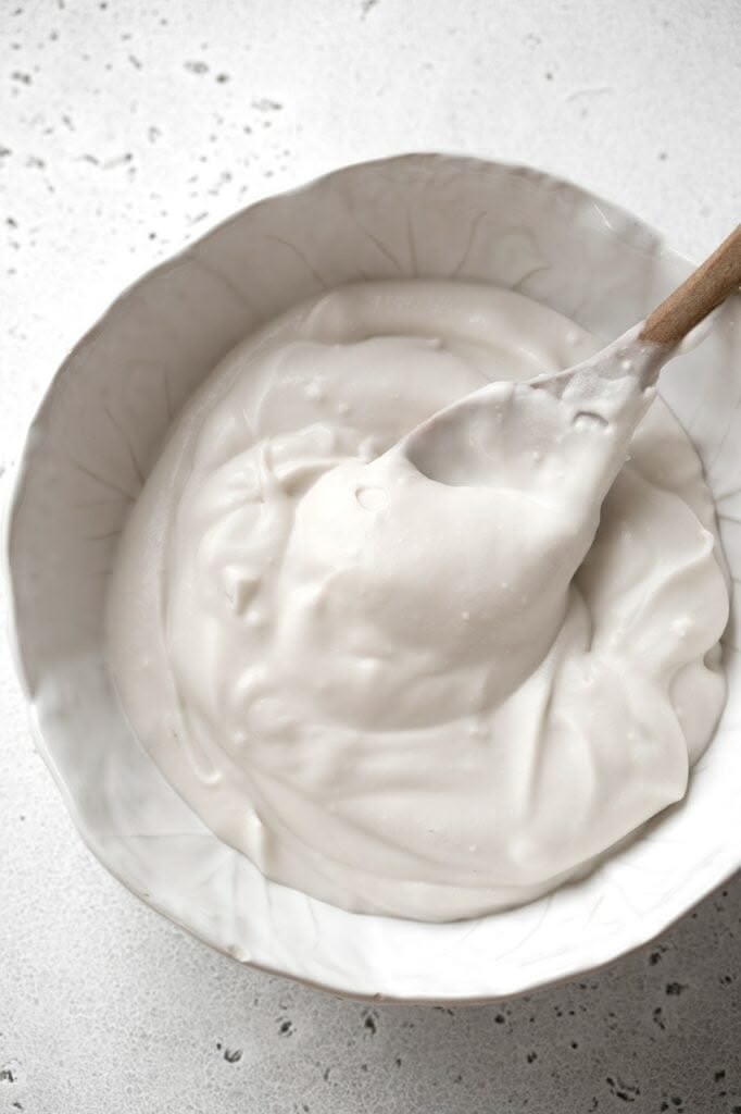 Yogurt Vegetale Fatto in Casa: usa solo questi DUE ingredienti! Ѐ facilissimo da fare! Leggi qui come realizzarlo